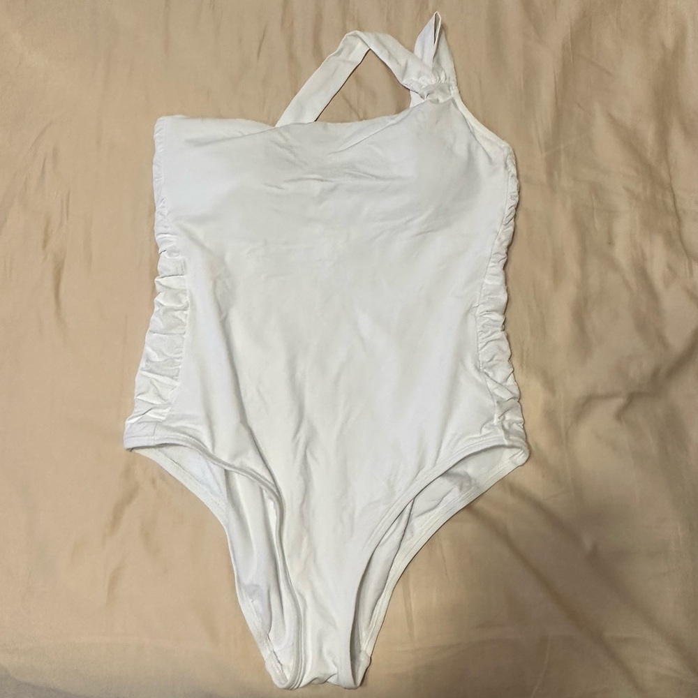 La Bianca White One-Shoulder Swimsuit Sz 14